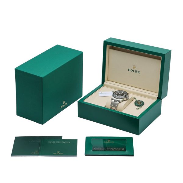 Rolex Submariner 124060